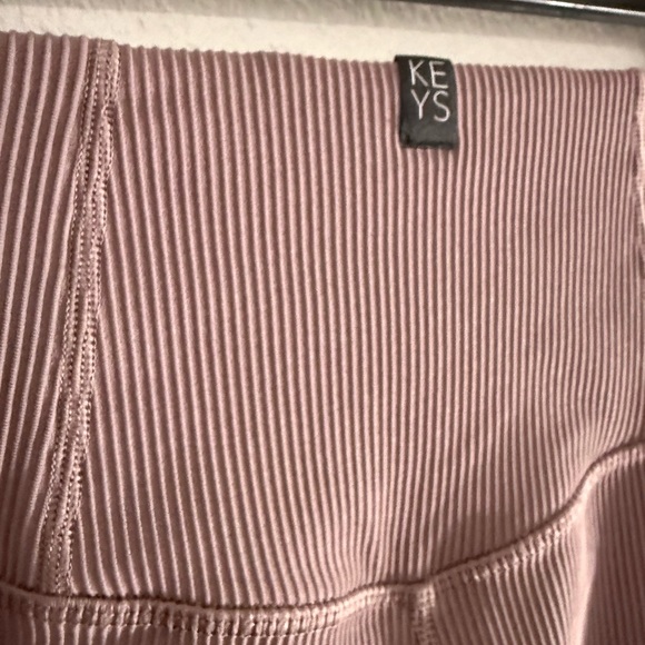 Athleta Mauve Ribbed Leggings - Picture 6 of 7